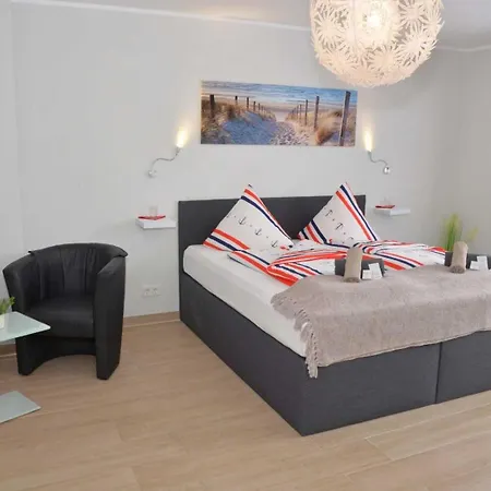 Hotel Robbe מלון 3*